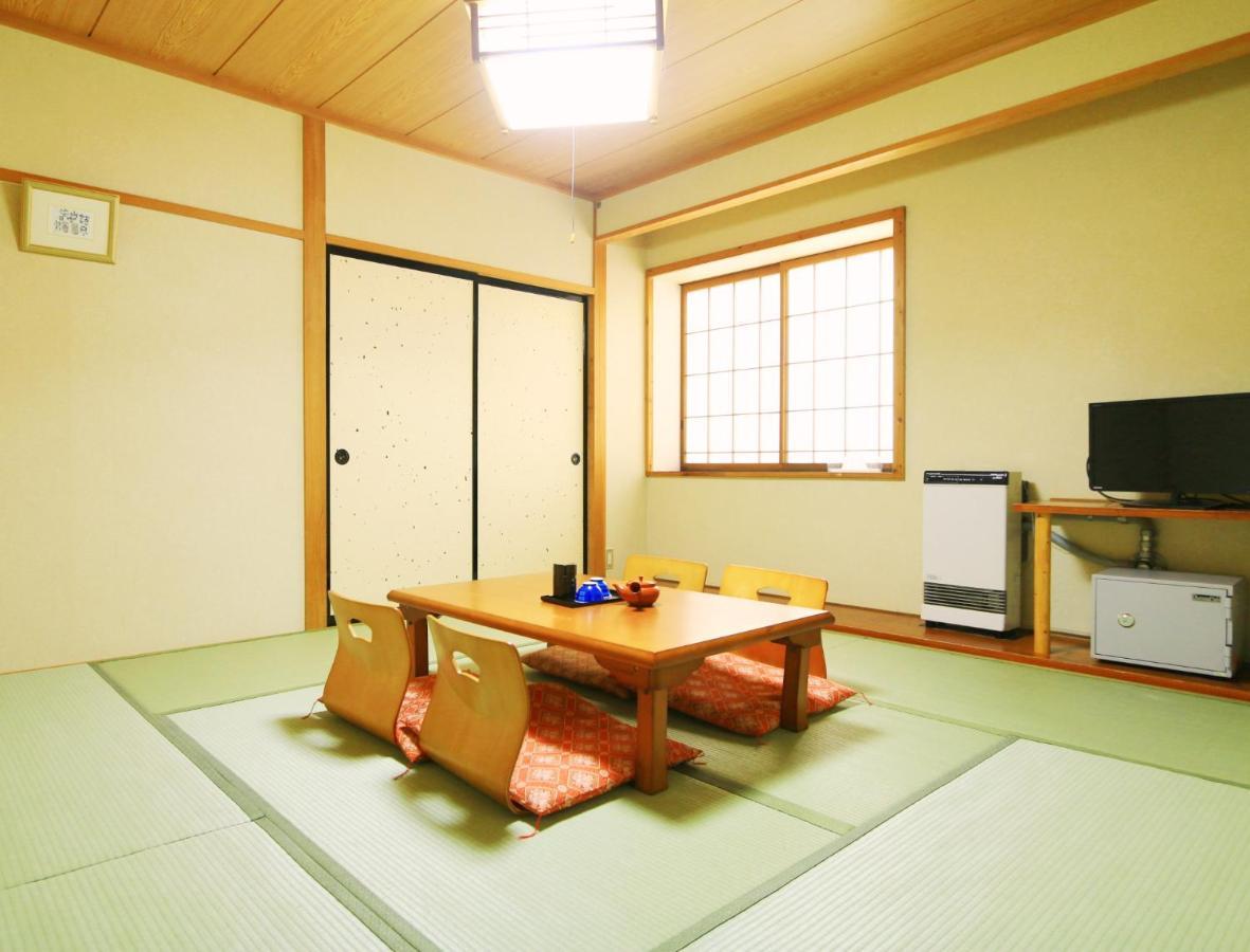 Kawatatsu Hotel Nozawaonsen Bagian luar foto